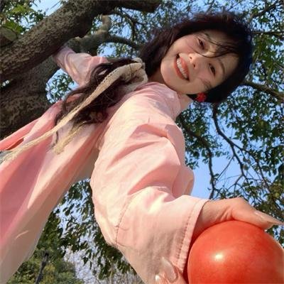 娜希德
