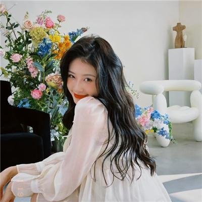 金爪女郎
